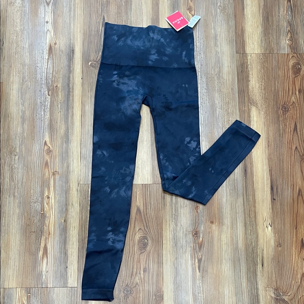 NWT Spanx Tie-Dye Leggings